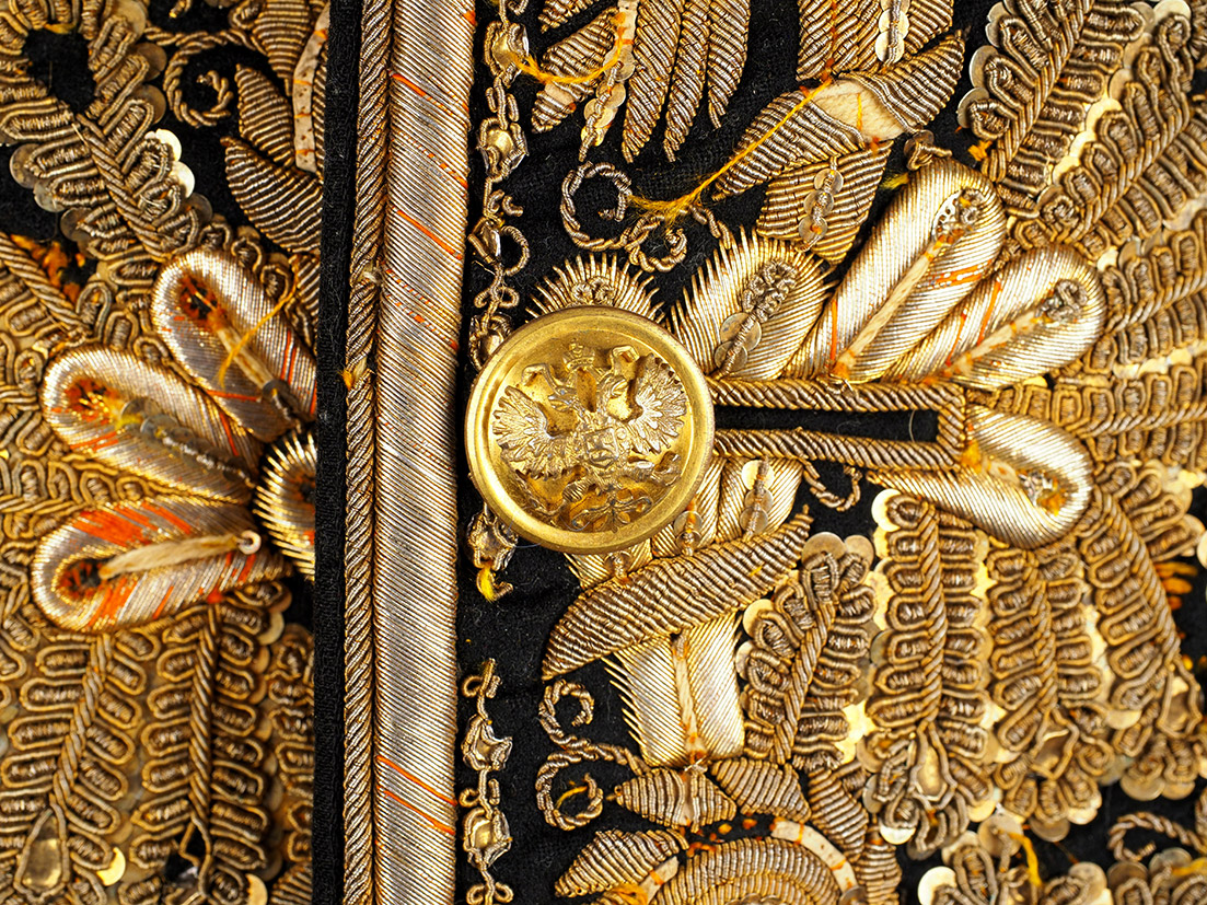 НЕВСКИЕ НОВОСТИ: Мундир камергера времен Александра II продадут на ...